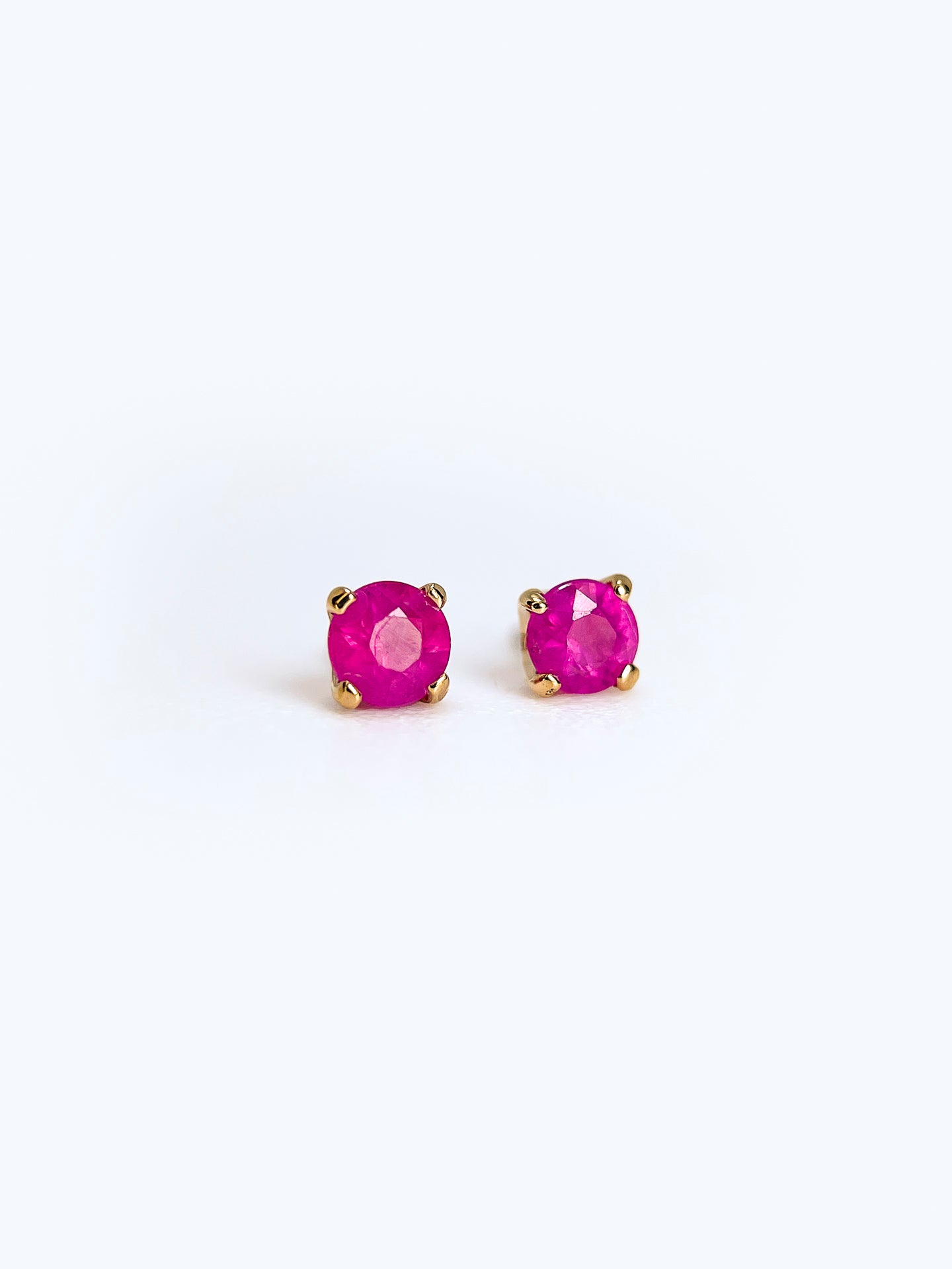 Taormina – Or 14K (Ruby 3mm)
