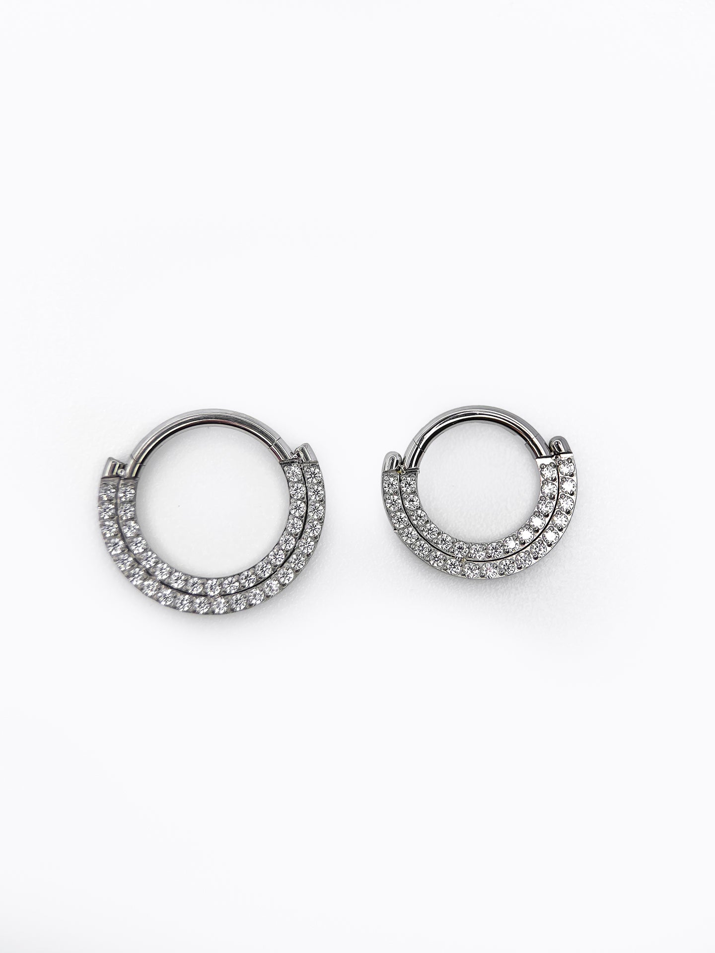 Verbania - Titane (Anneau Double Clicker Zircones)