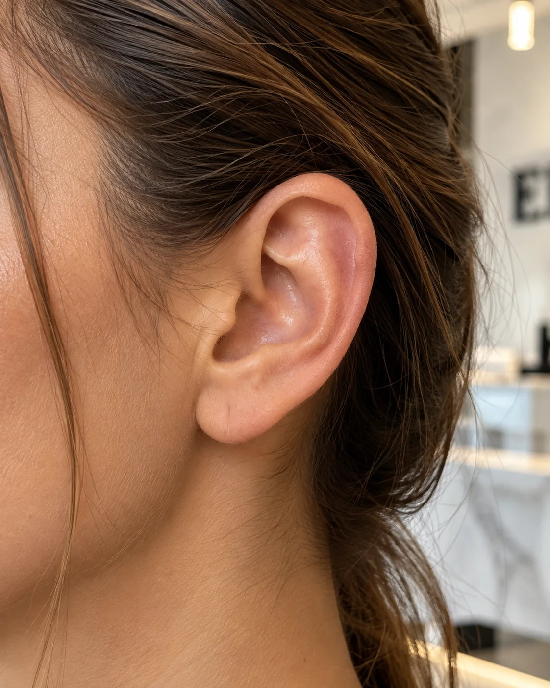 Où sur l’oreille ?